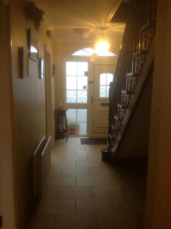 Bed and Breakfast Brownes Emlagh East Экстерьер фото